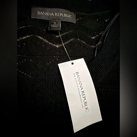 NEW Black Banana Republic Sheer Pattern Sweater Small NWT  LIGHT WEIGHT - Picture 3 of 9